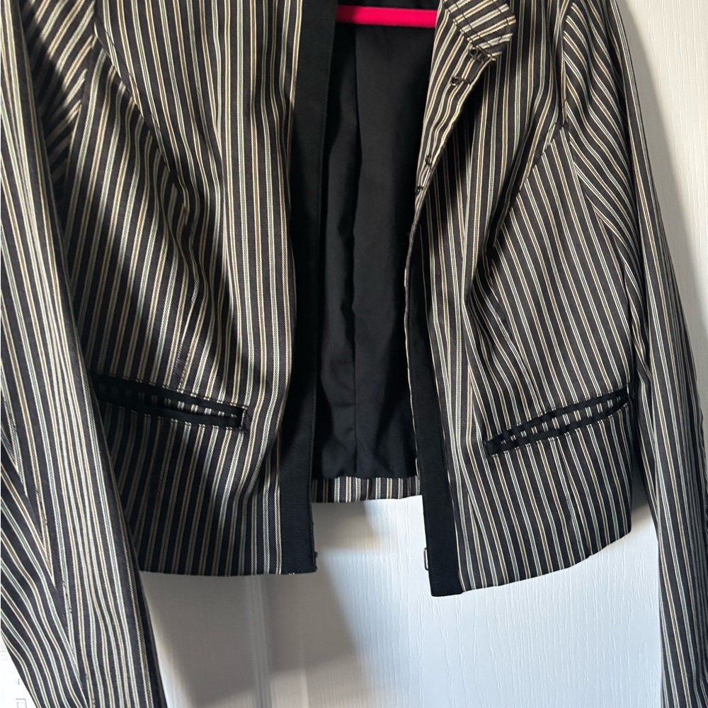 Isaac Mizrahi Black and White Striped Blazer